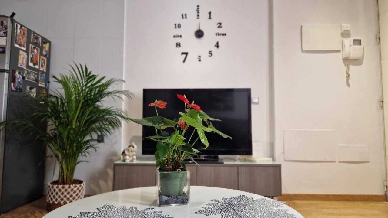 Apartamento Bernier Malaga Exterior photo