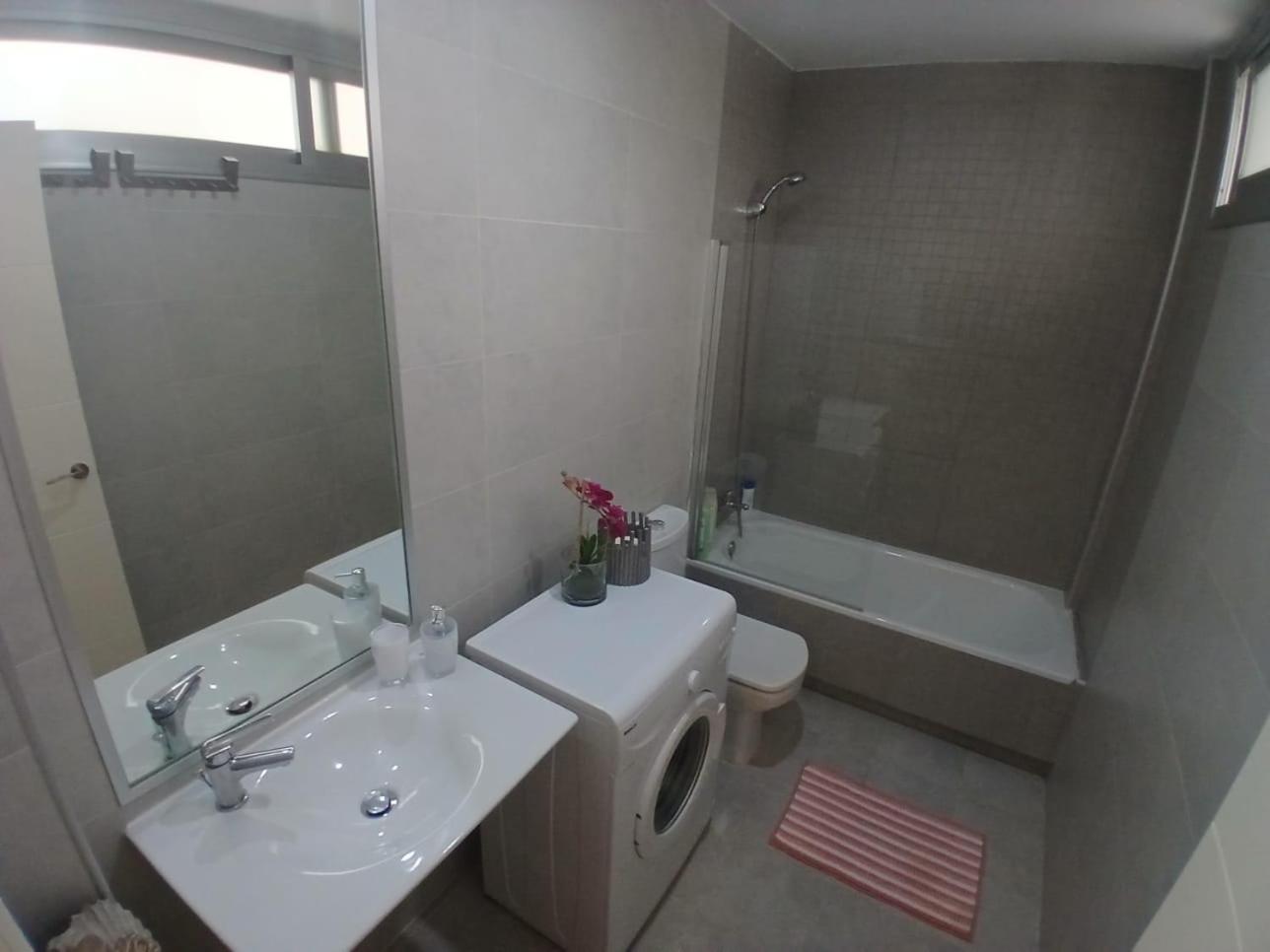 Apartamento Bernier Malaga Exterior photo